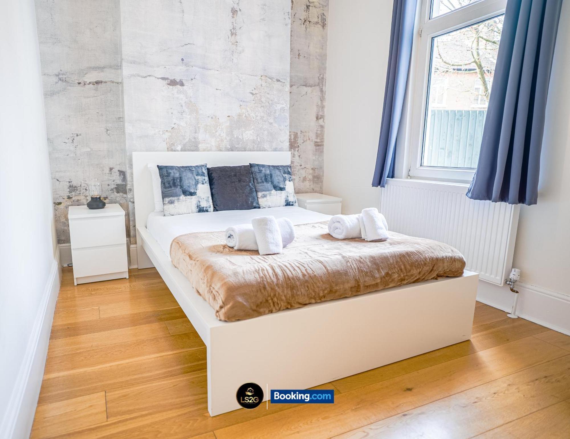 Stunning House By Ls2G Short Lets & Serviced Accommodation Greater London With Free Wifi المظهر الخارجي الصورة