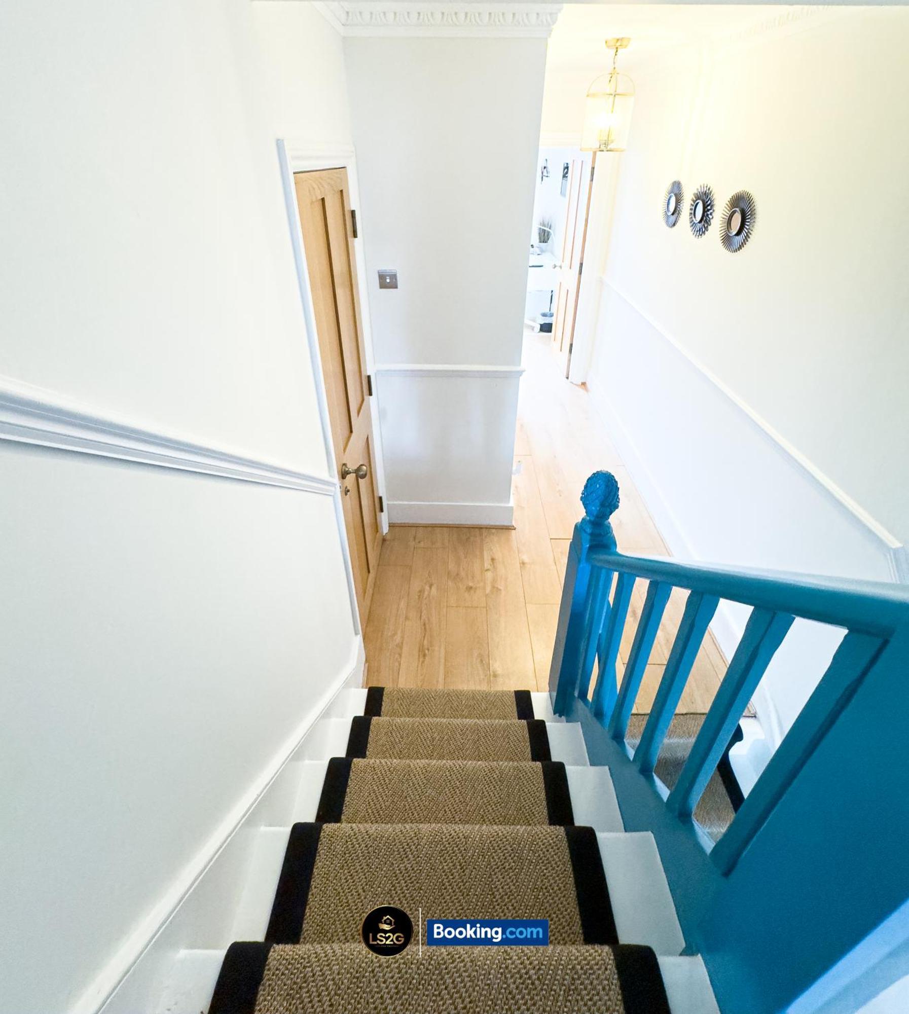Stunning House By Ls2G Short Lets & Serviced Accommodation Greater London With Free Wifi المظهر الخارجي الصورة
