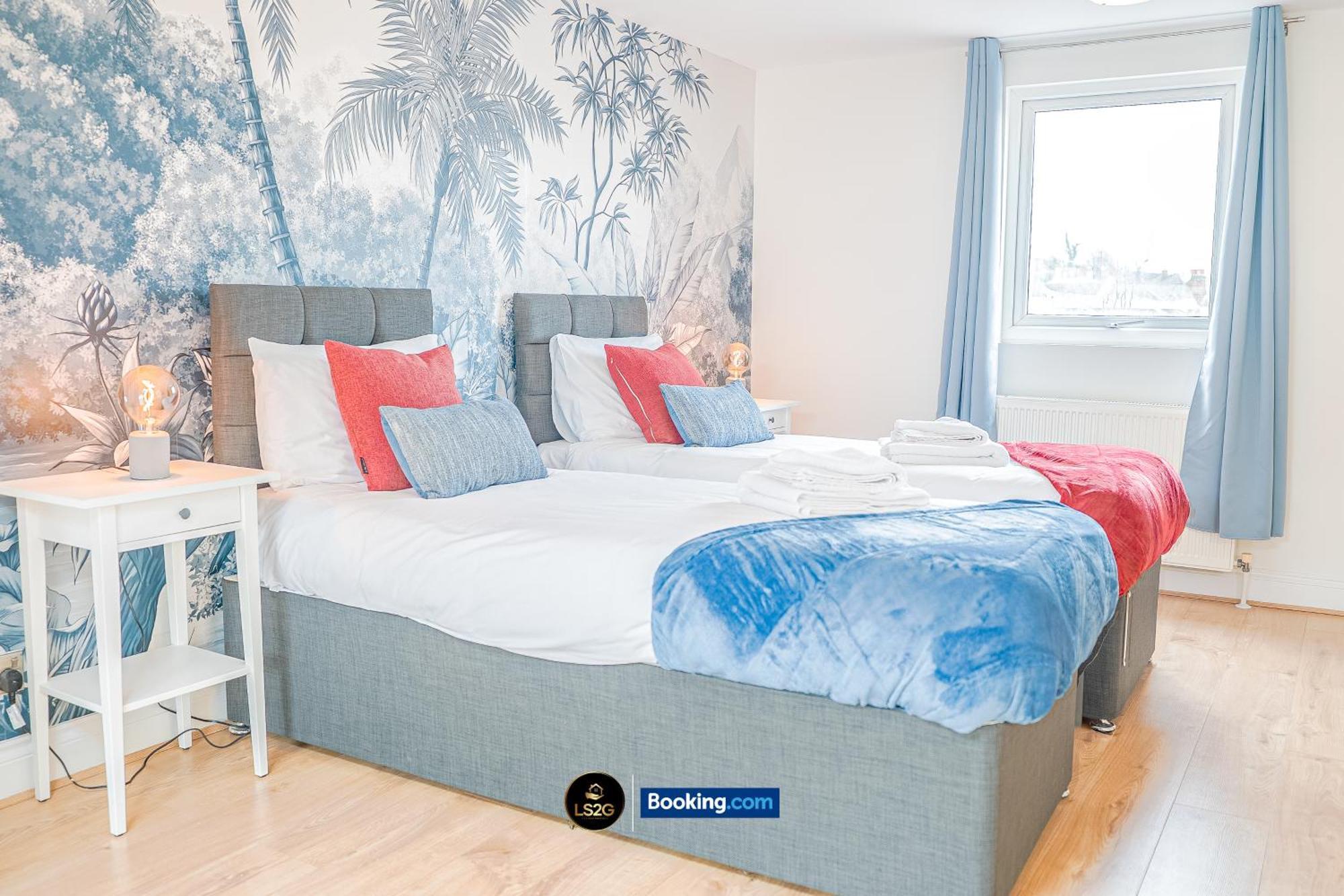 Stunning House By Ls2G Short Lets & Serviced Accommodation Greater London With Free Wifi المظهر الخارجي الصورة