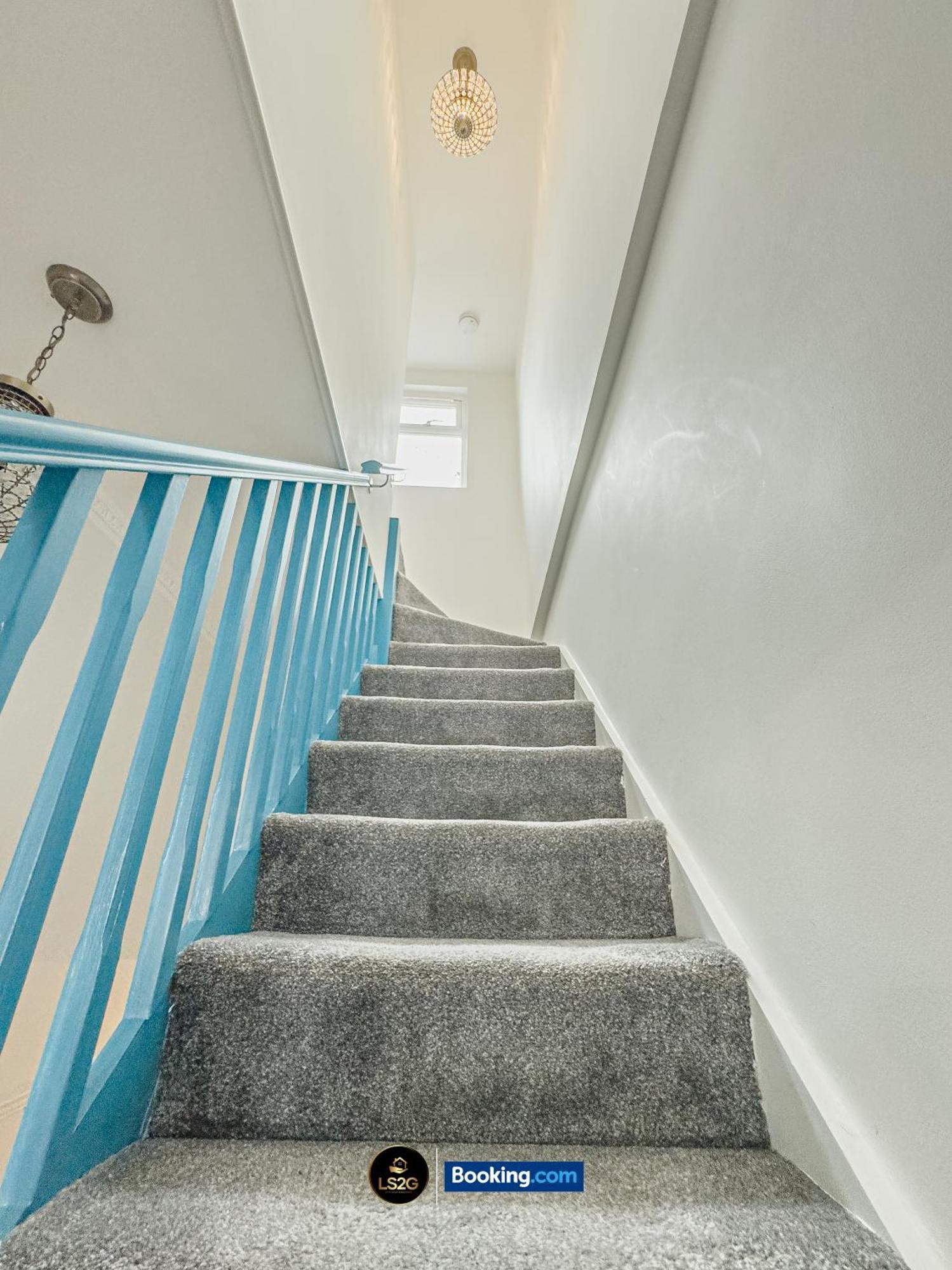 Stunning House By Ls2G Short Lets & Serviced Accommodation Greater London With Free Wifi المظهر الخارجي الصورة