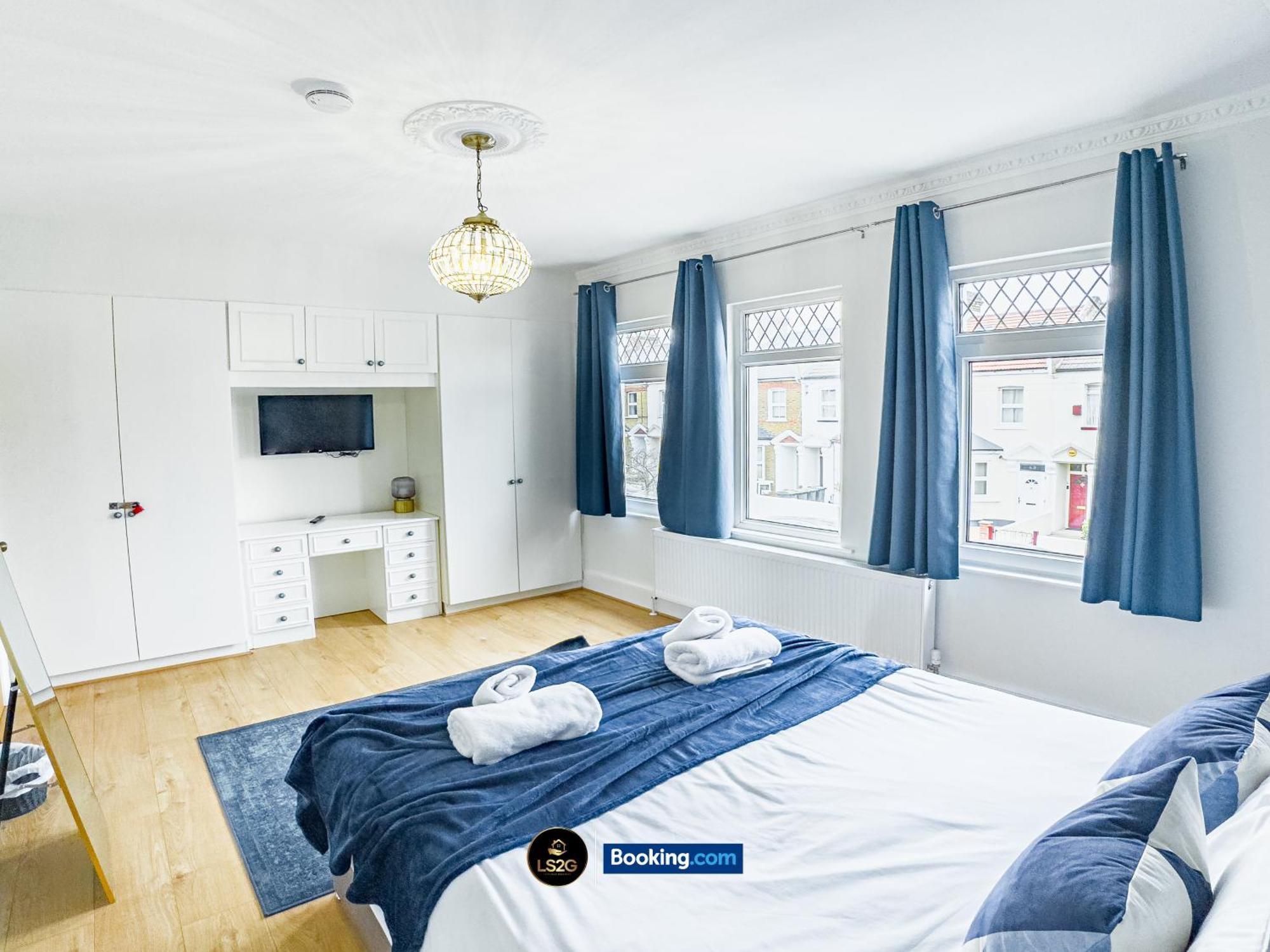 Stunning House By Ls2G Short Lets & Serviced Accommodation Greater London With Free Wifi المظهر الخارجي الصورة
