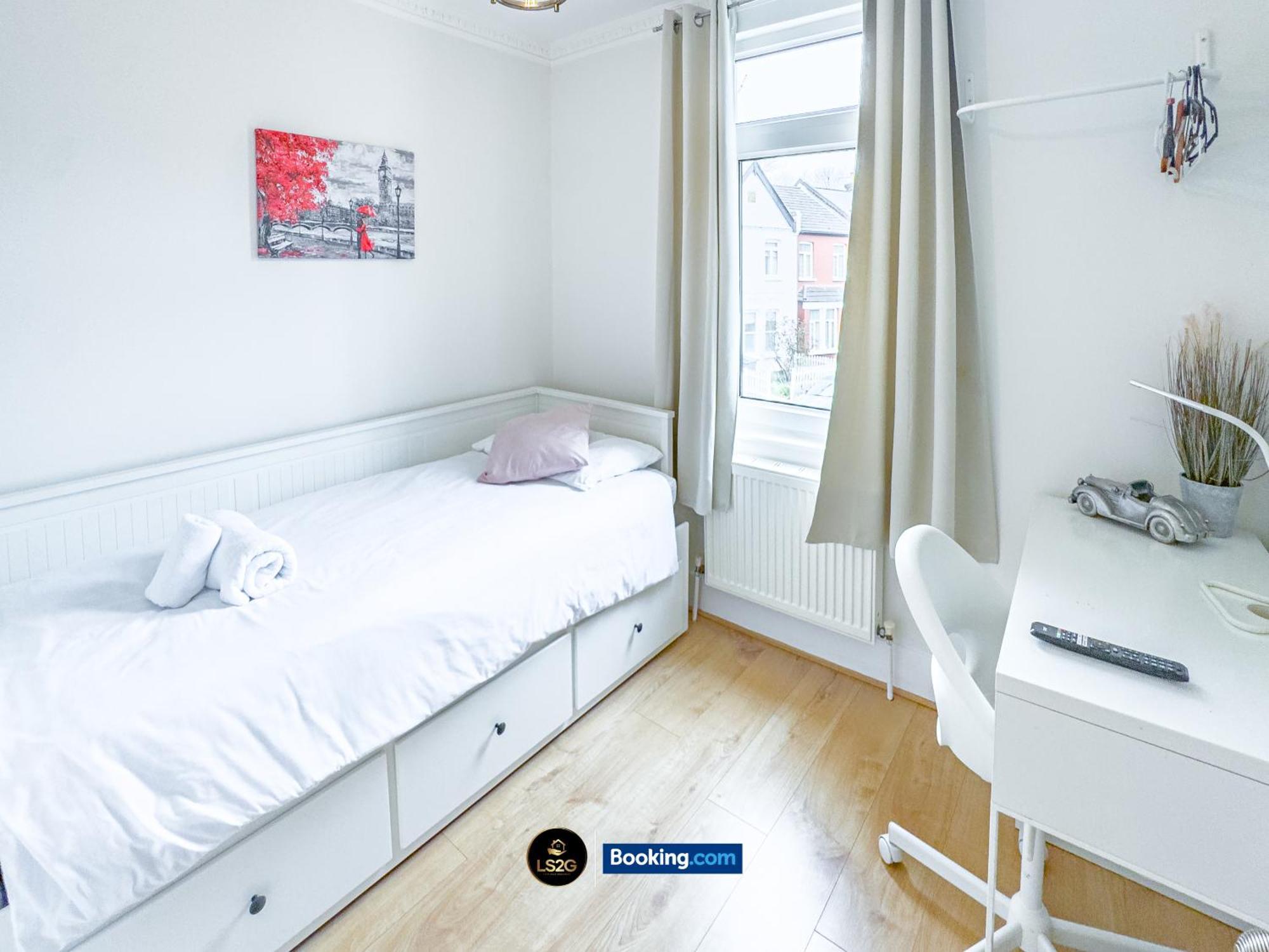 Stunning House By Ls2G Short Lets & Serviced Accommodation Greater London With Free Wifi المظهر الخارجي الصورة