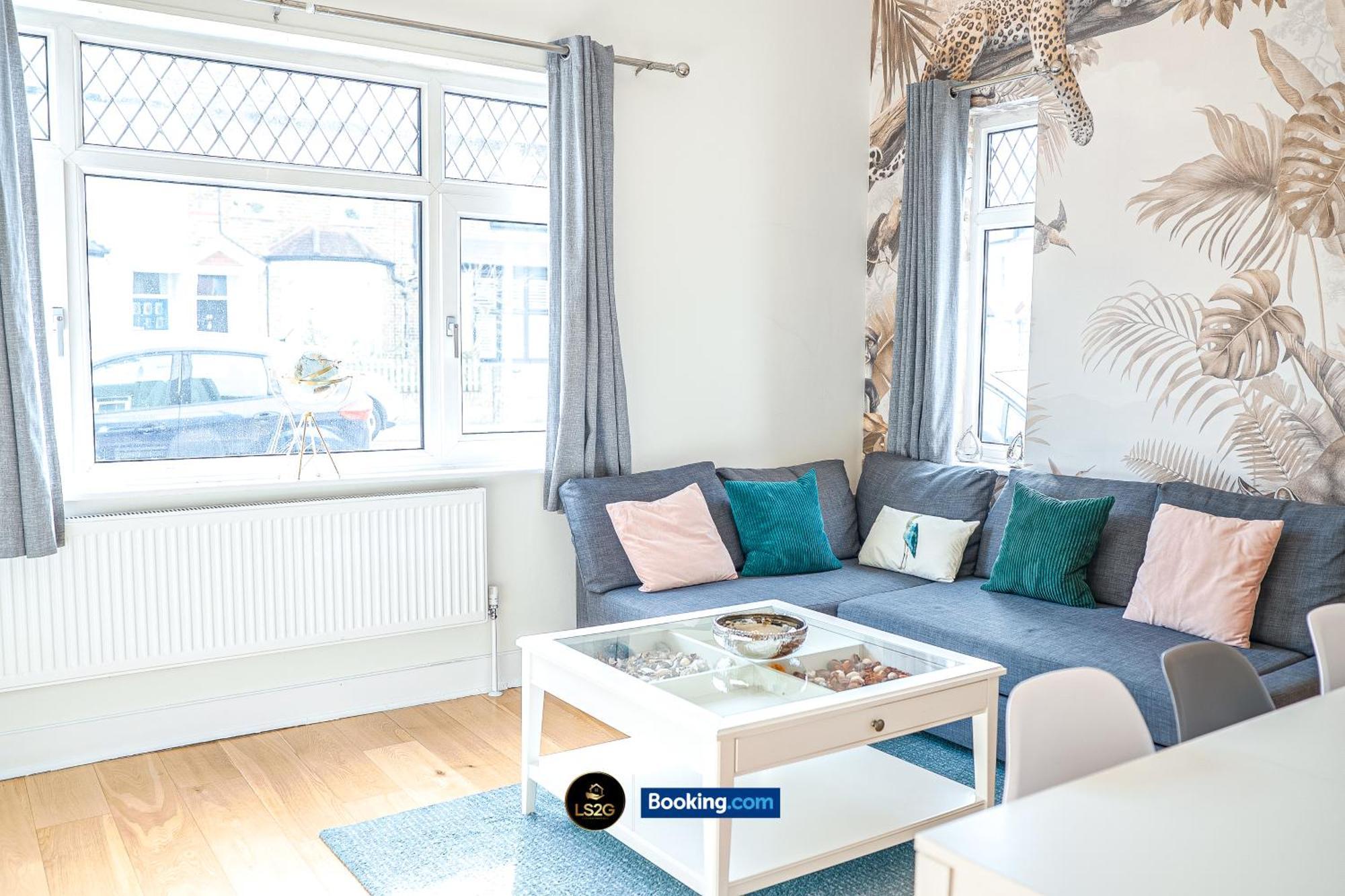 Stunning House By Ls2G Short Lets & Serviced Accommodation Greater London With Free Wifi المظهر الخارجي الصورة
